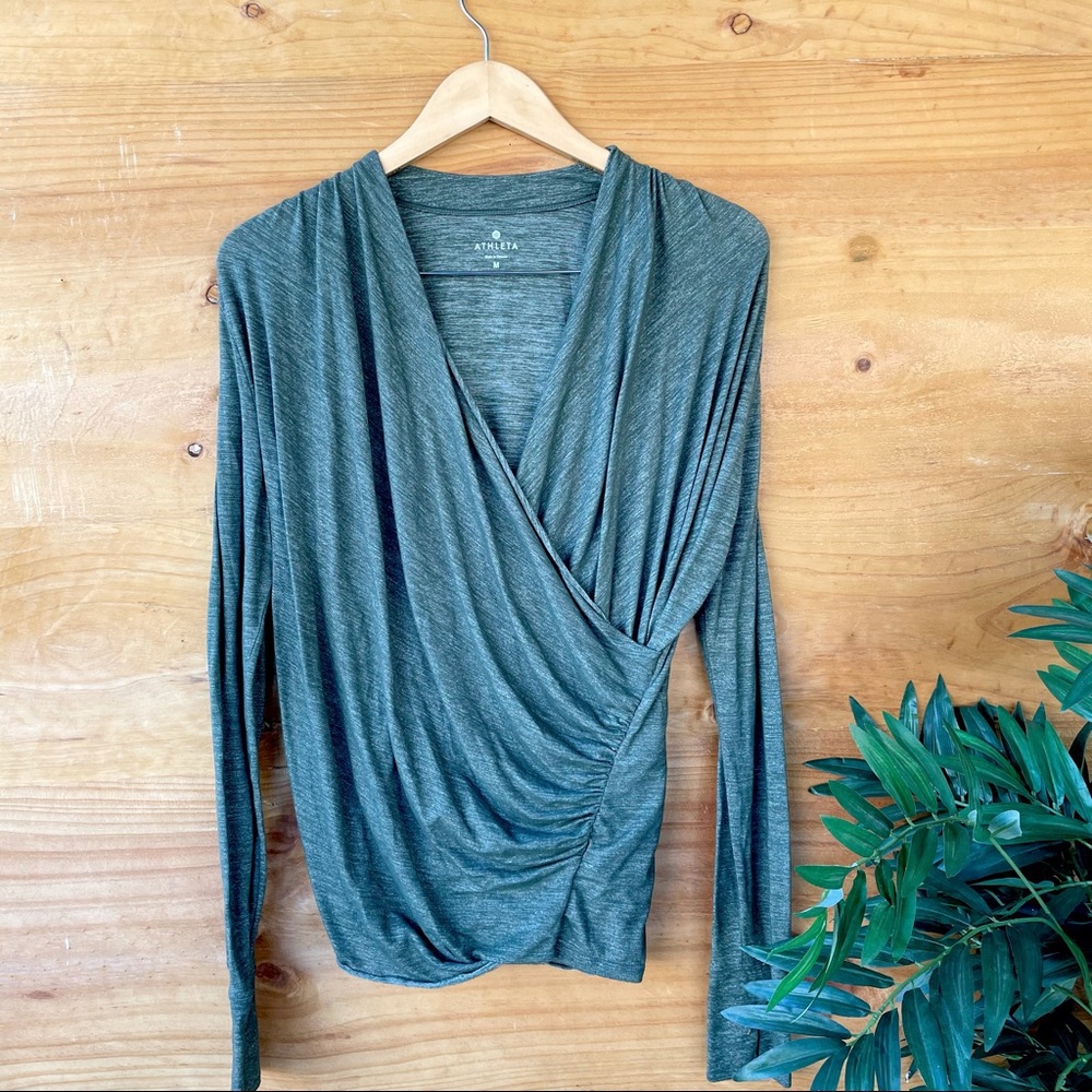 Athleta Top 🌿